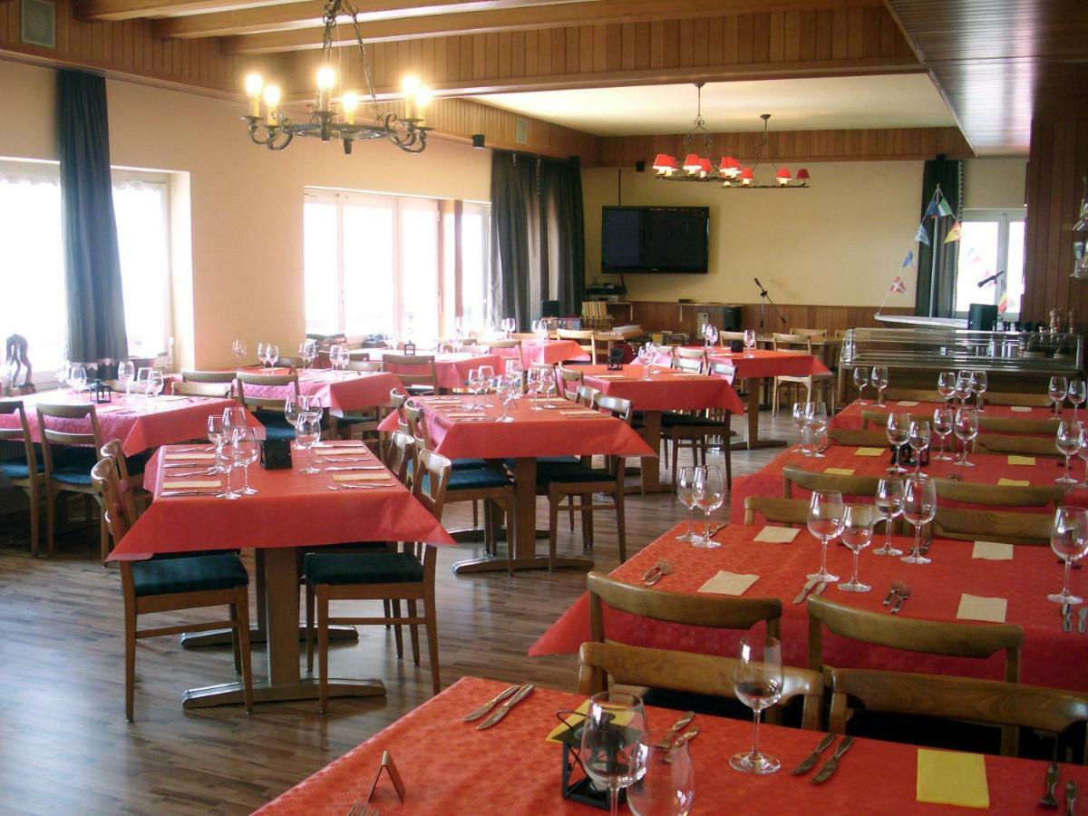 B&B Matterhorn Golf Randa Eksteriør bilde