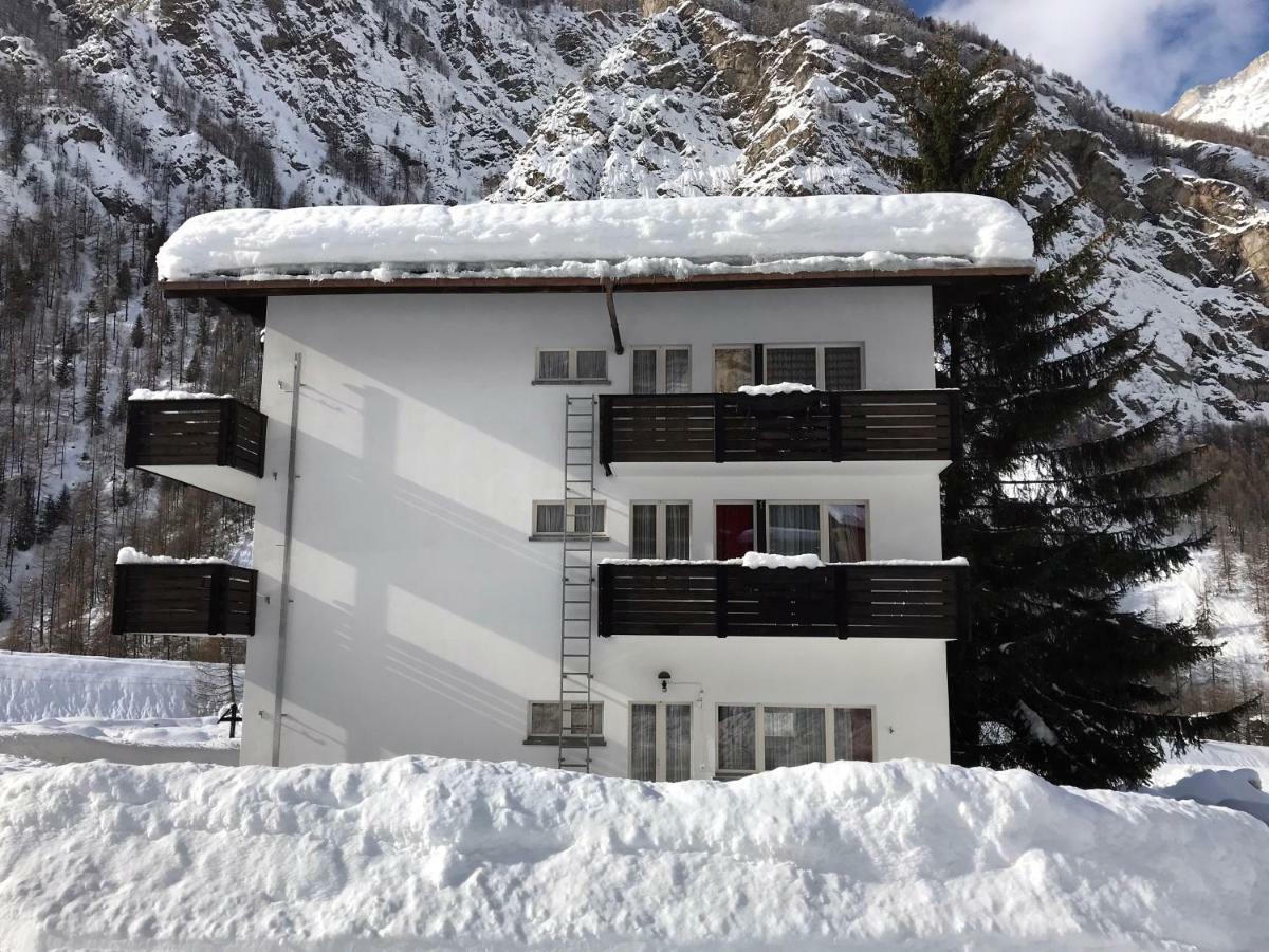 B&B Matterhorn Golf Randa Eksteriør bilde